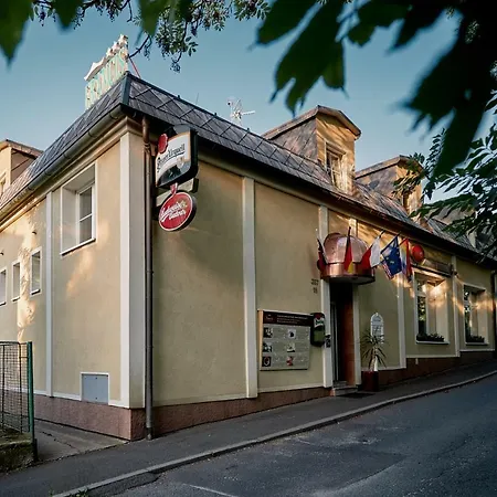 Hotel Francis 3*